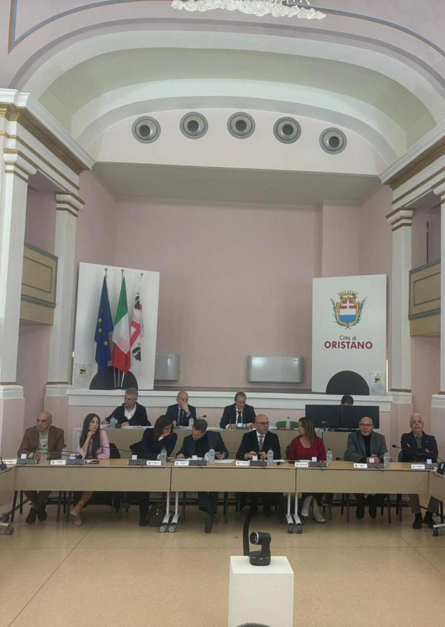 Angioi in Giunta, effetto domino in Consiglio