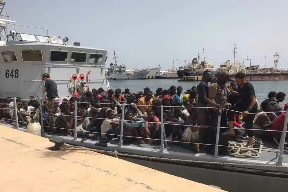 Migranti in Libia (foto Ansa)