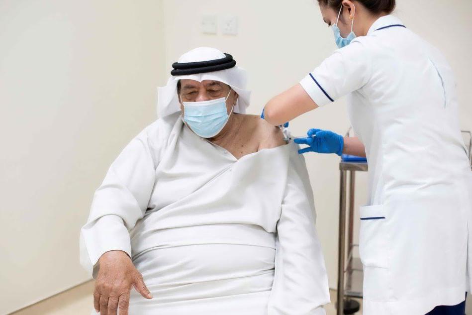 Covid, Dubai lancia la campagna di vaccinazione
