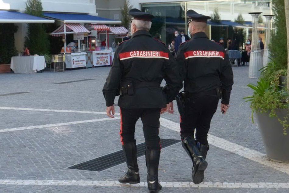 Cagliari, lite davanti al ristorante cinese: intervengono i carabinieri