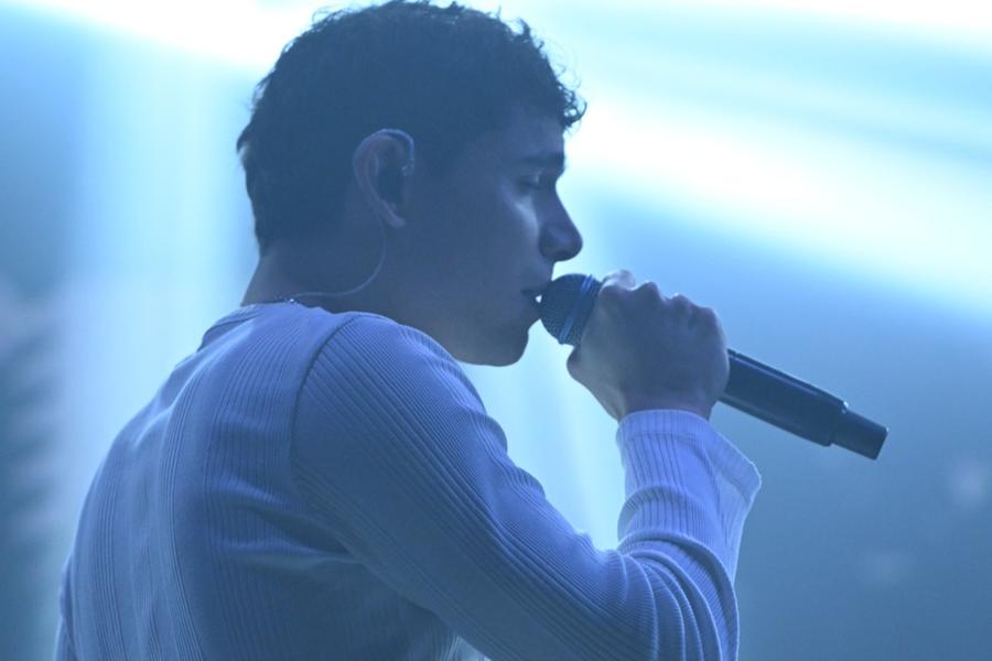 «Questa è casa mia»: Cagliari abbraccia il “suo” eroCaddeo