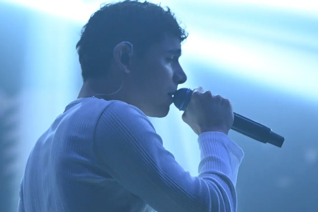 eroCaddeo sul palco (Stefano Anedda)