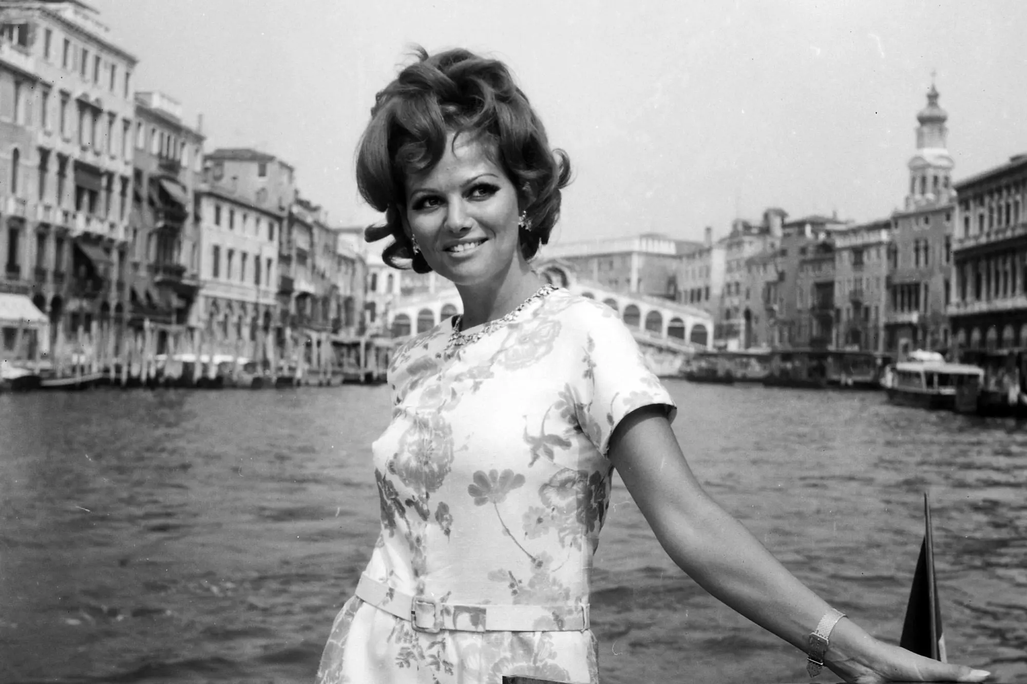 Claudia Cardinale alla 28esima edizione del Festival del cinema di Venezia nel 1967 (Ansa)