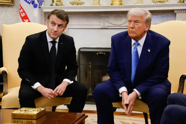 L'incontro fra Trump e Macron alla Casa Bianca (Ansa-Epa)