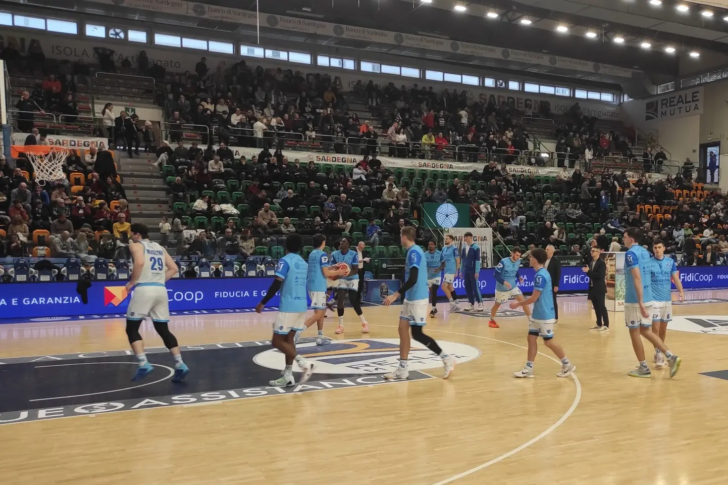 Dinamo ancora dimezzata dalle assenze degli stranieri (foto G. Marras)