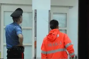 L'arrivo dell'ex sequestratore ferito a Dulchi all'ospedale di Nuoro