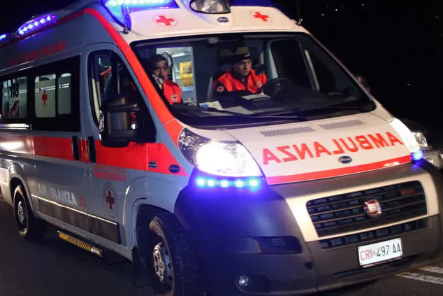 Purtroppo inutile il trasferimento in ospedale (Ansa)