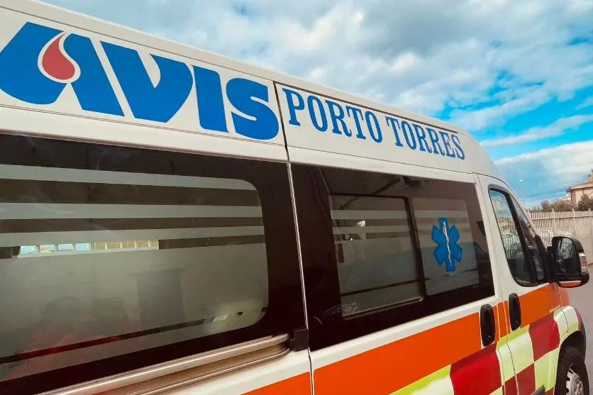 Ambulanza Avis (foto Pala)