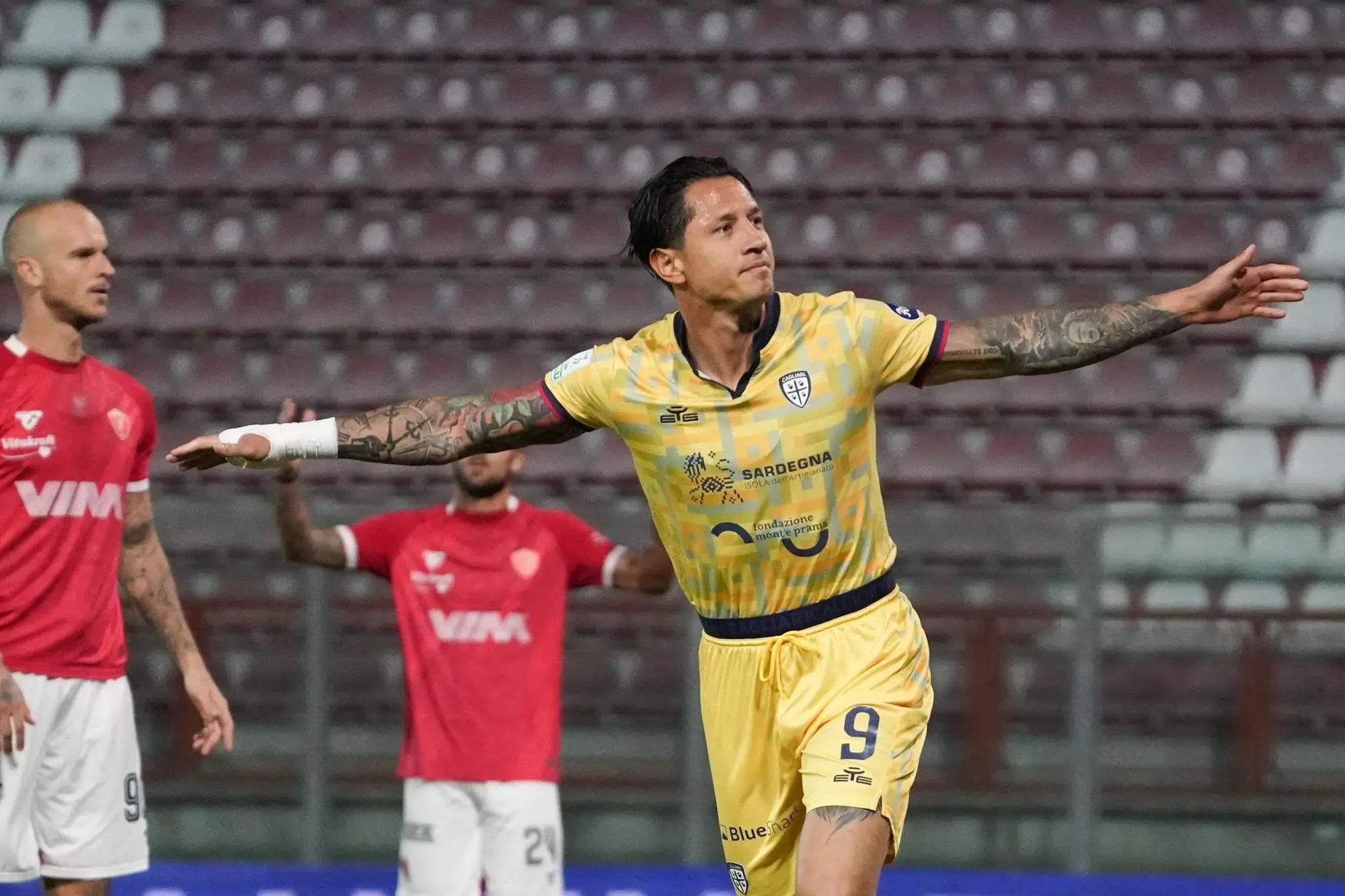 Gialuca Lapadula: doppietta e cima della classifica cannonieri (Ansa)