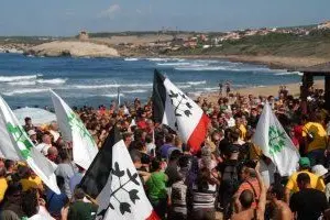 Sit in a Is Arenas contro la realizzazione del parco eolico