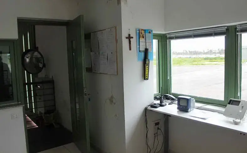 Alle 11.30 è atterrato a Ciampino atteso da Salvini e Bonafede