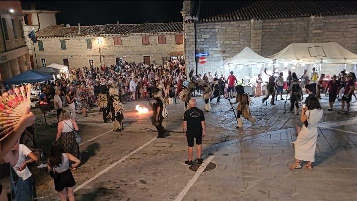 https://immagini.unionesarda.it/version/c:MjliZjgyMmUtMjI5Yi00:YzUyNjU4NGItNWM0Ny00/image.jpg?w=900