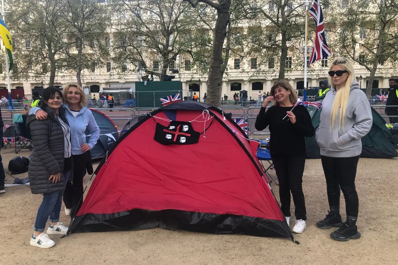 Le quattro sarde a Londra (foto concessa)