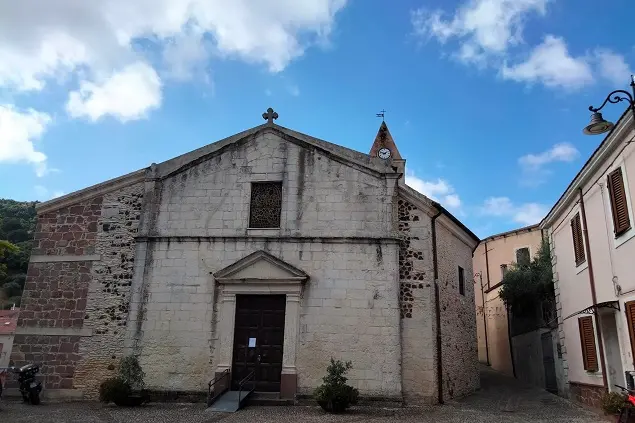 La Chiesa parrocchiale di San Martino (foto Antonio Caria)