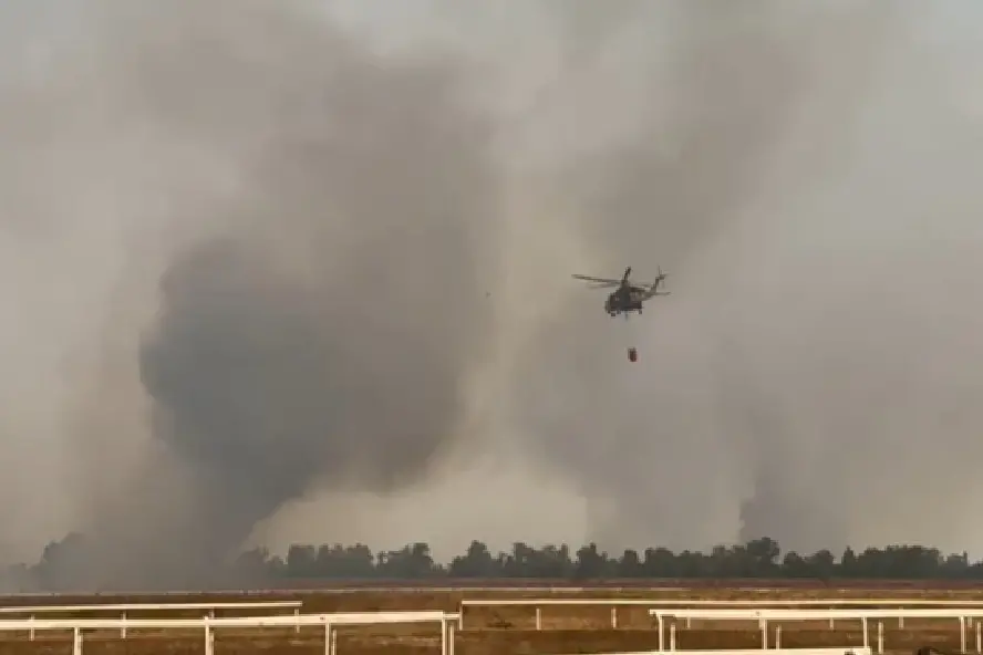 Villasor, il fuoco fa paura: interviene mezza flotta aerea della Sardegna