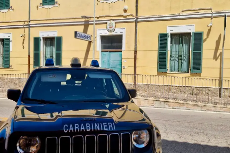 Carabinieri a Golfo Aranci