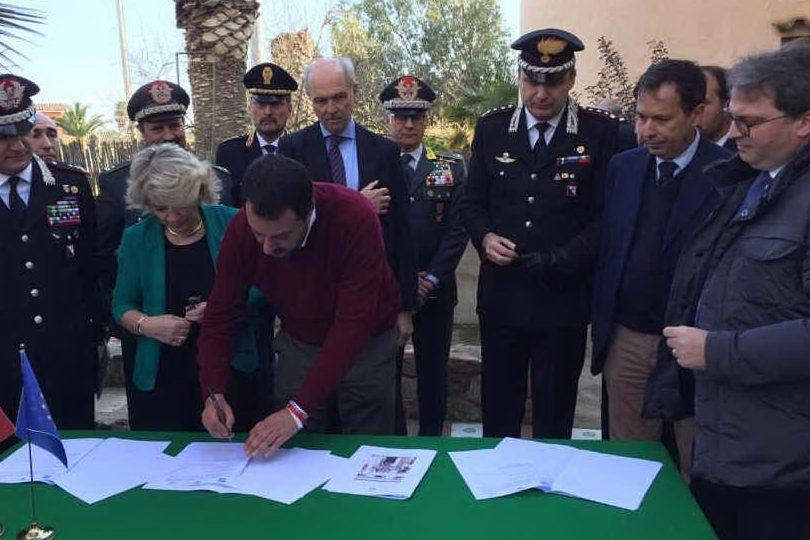 Salvini a Villasimius, ai carabinieri un edificio sottratto al narcotraffico