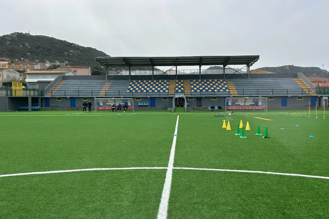 Lo Stadio Comunale di Monti (foto Ilenia Giagnoni)