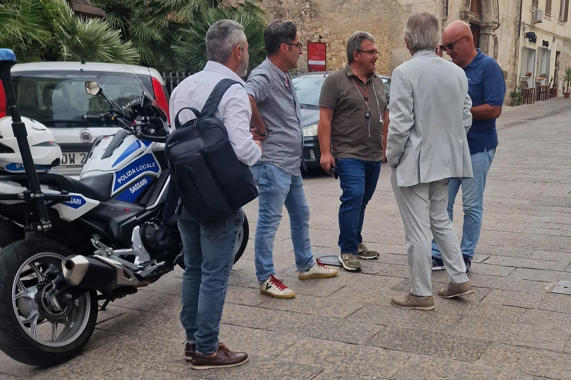 Palazzo Ducale: sindacati Cgil-Cisl-Uil Fp e proprietà GeNa prima di incontrare il sindaco di Sassari (foto Floris)