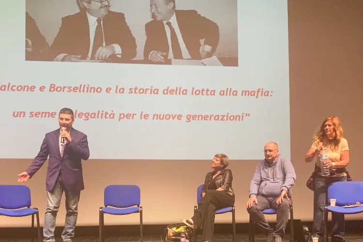 Fiammetta Borsellino con gli ospiti della iniziativa (foto Pala)