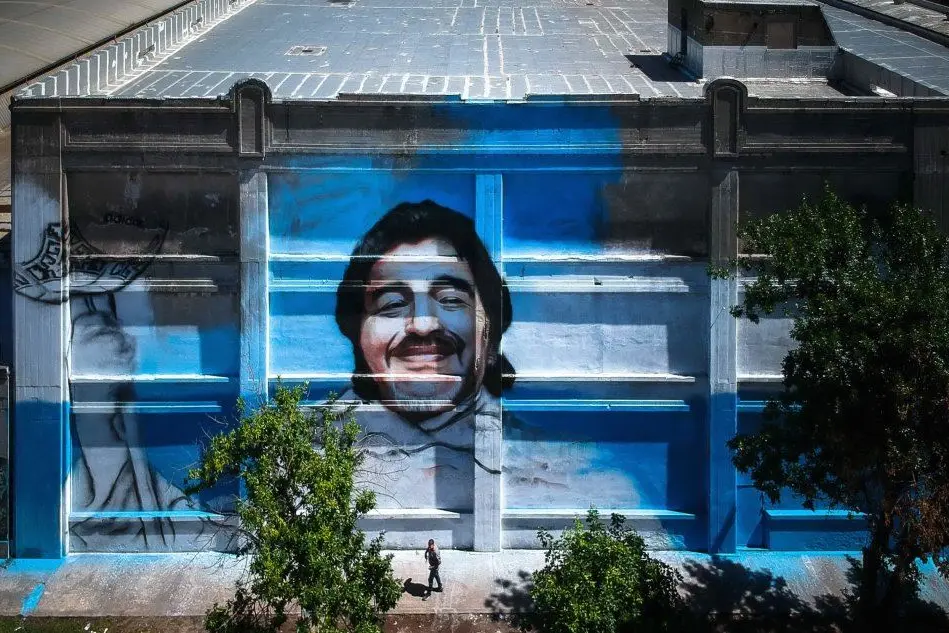 Un omaggio a Maradona (Ansa - Roncoroni)