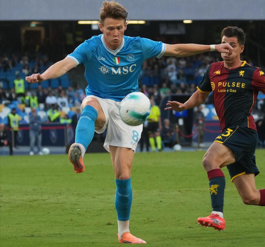 Il Napoli a Torino per allungare «McTominay top»