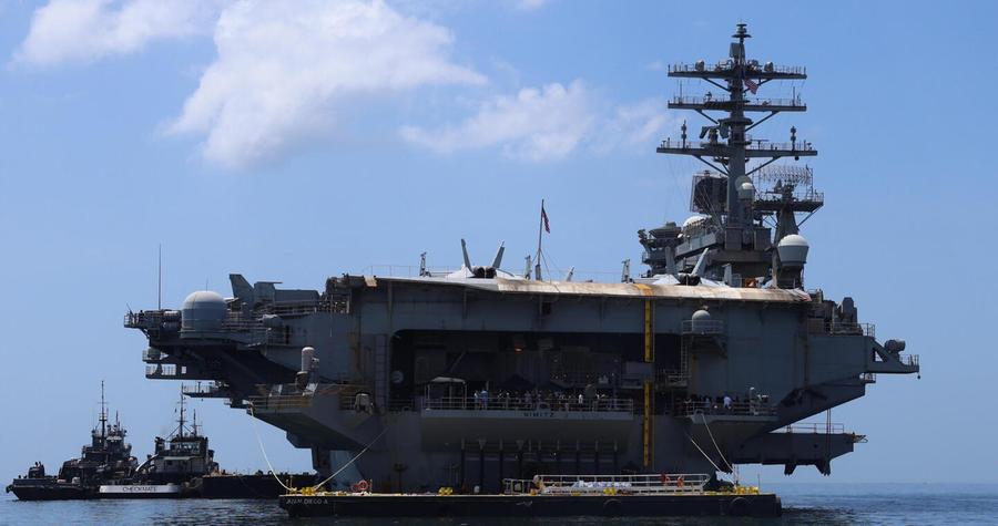 Sale il pressing Usa, la Nimitz verso Cuba Ira di Mosca e Pechino