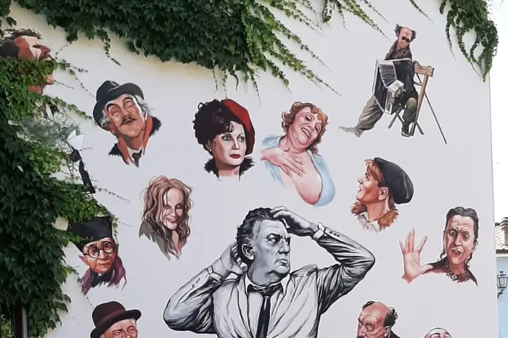 Borgo San Giuliano, murales Fellini. Foto Roberto Ripa