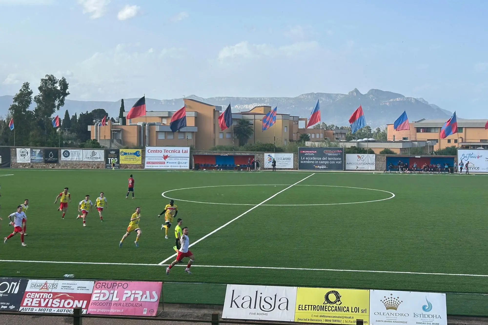 L'esultanza di Lorenzo Cocco dopo il gol del 2-1 (Secci)