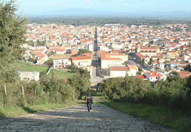Gonnosfanadiga va avanti con Floris