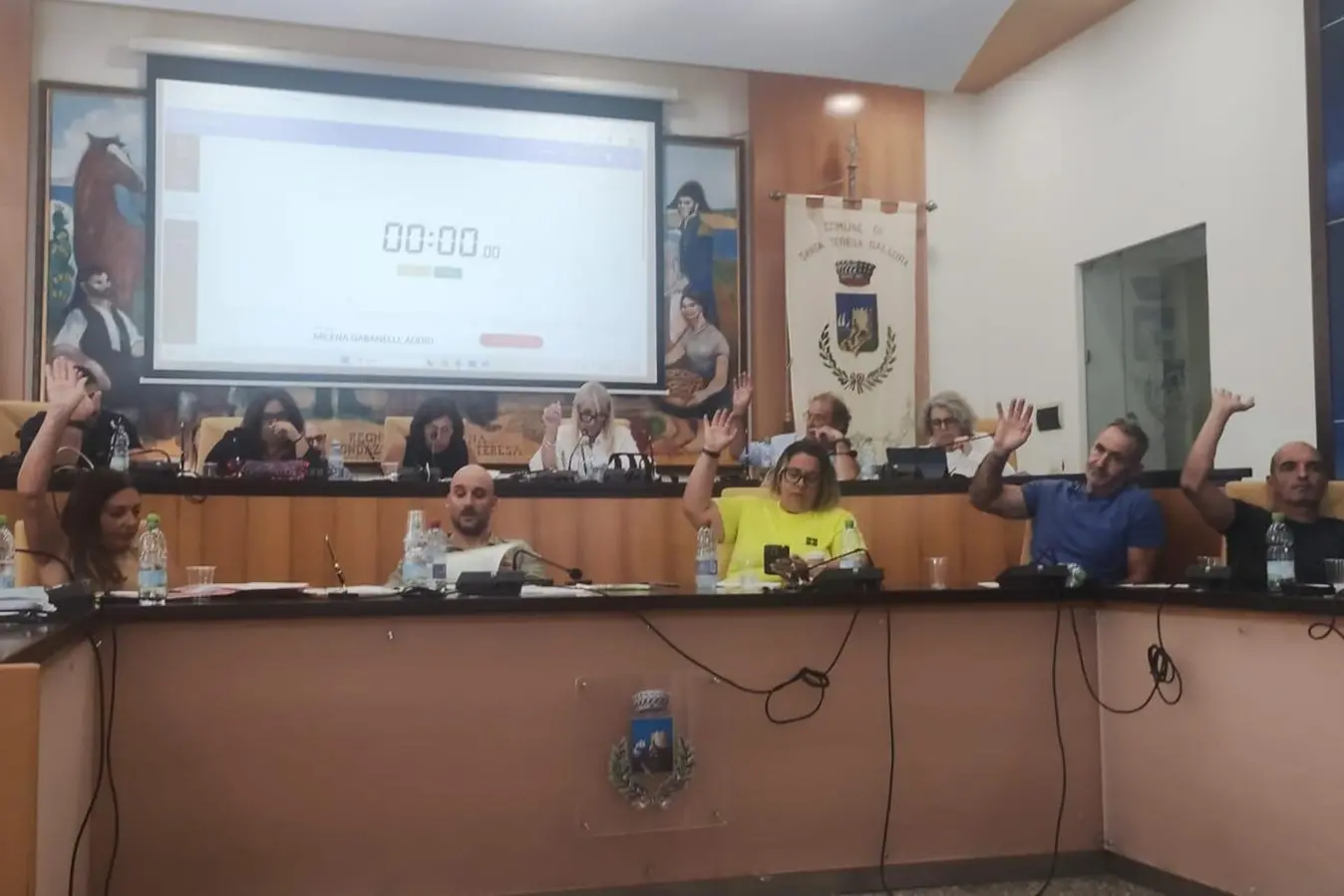 Santa Teresa Gallura, una fase del Consiglio comunale (foto Ronchi)