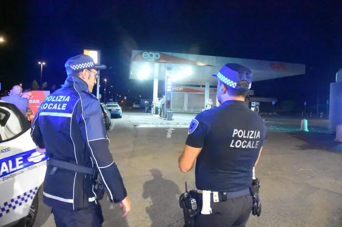 Il distributore in cui è avvenuta l'aggressione (ANSA/MAMO MORATTI)