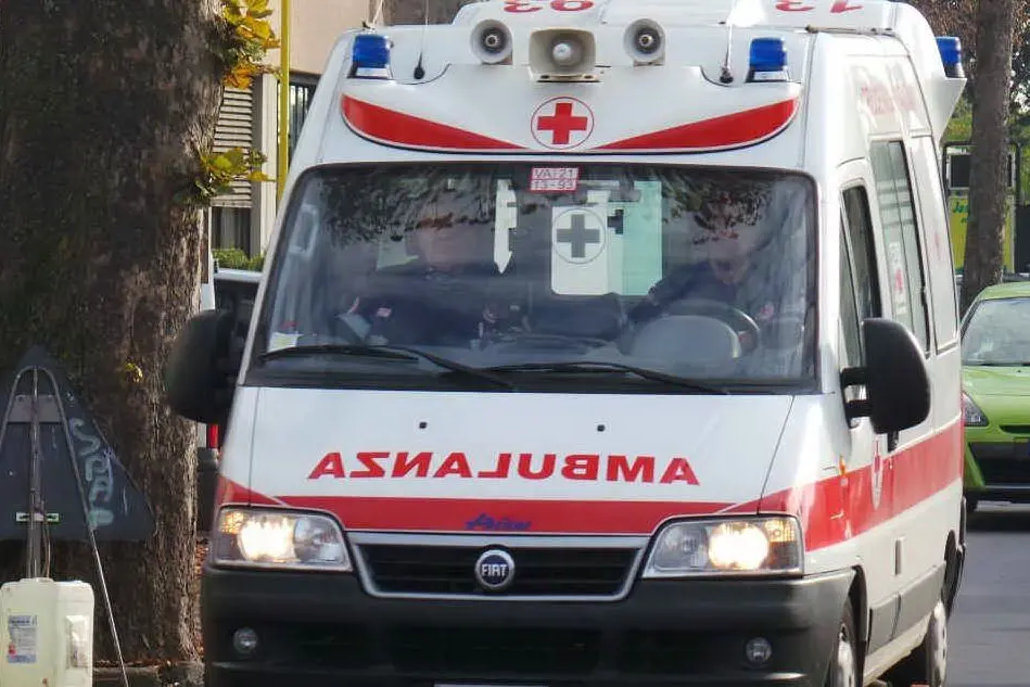 Un'ambulanza