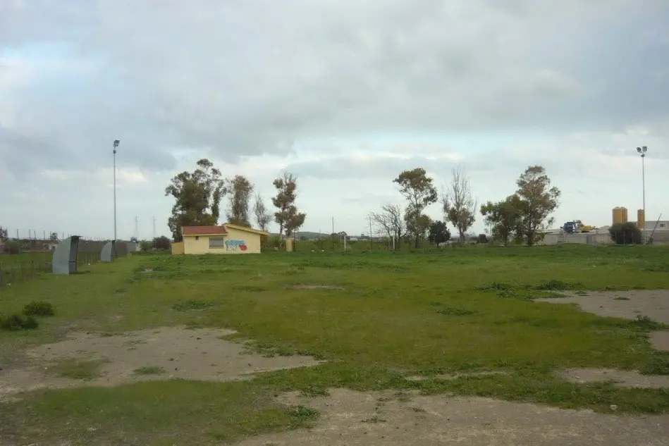 Il vecchio campo di calcio di Settimo (foto Andrea Serreli)
