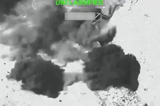 Gli Usa mostrano immagini della decima notte di attacchi conto l'Iran