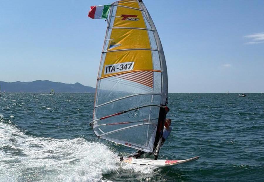 Medde ancora iridata nella tavola Techno 293