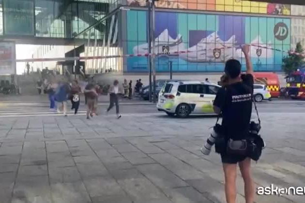 Spari al centro commerciale Field's di Copenhagen, 3 morti