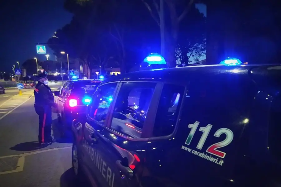 (foto carabinieri)