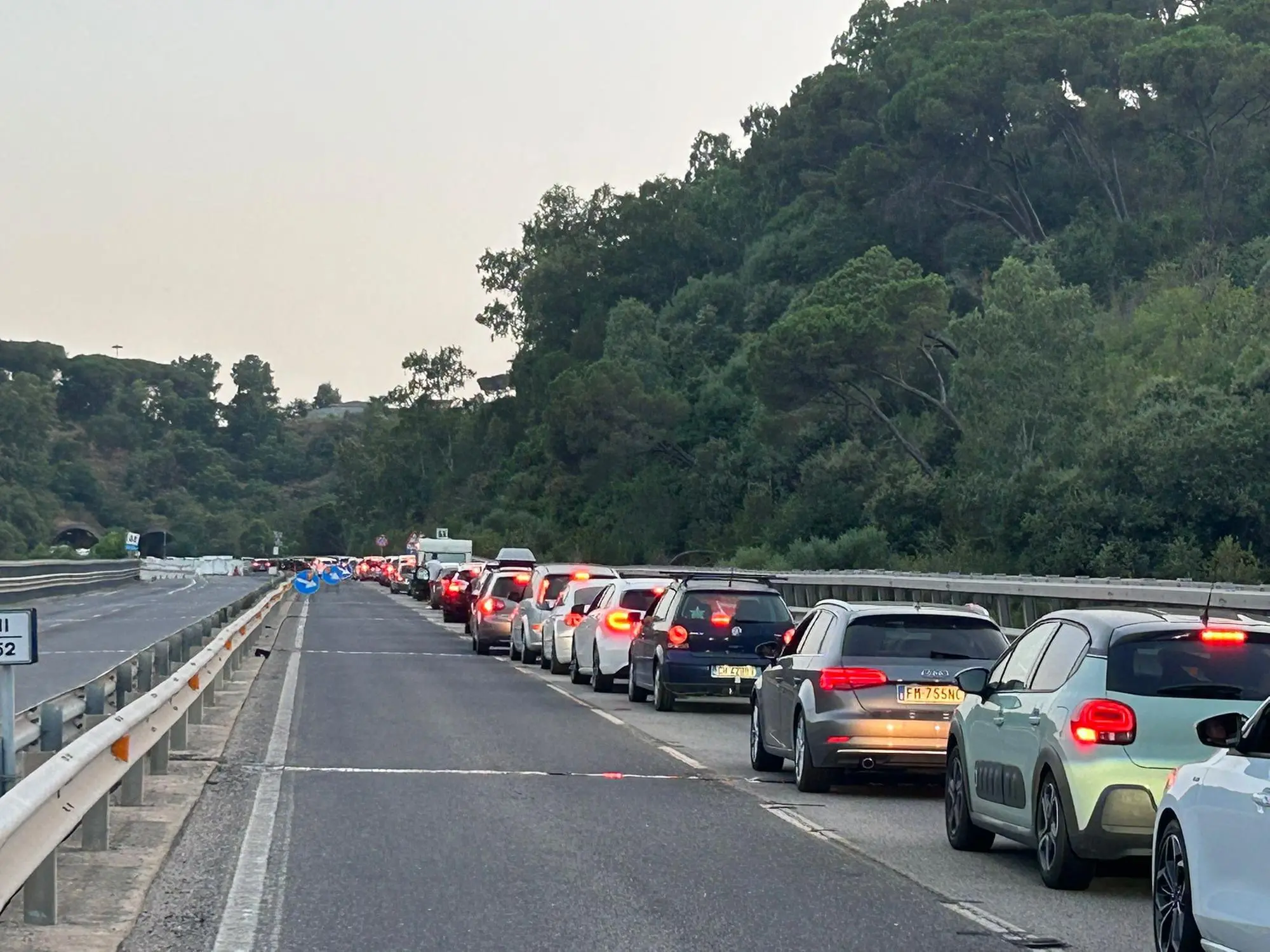 Incidente Stradale Sulla 131 Dcn, Code Chilometriche All’ingresso Di ...