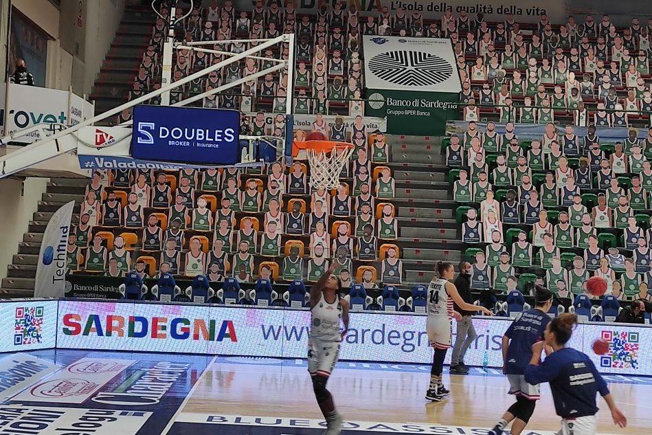 Basket femminile: Dinamo a Battipaglia per la sfida salvezza
