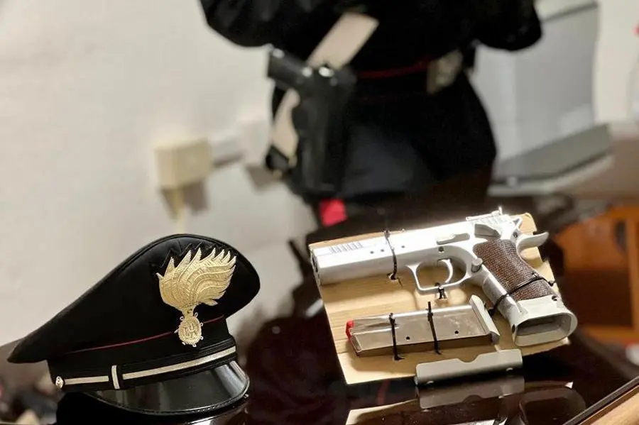 L'arma recuperata (foto carabinieri)