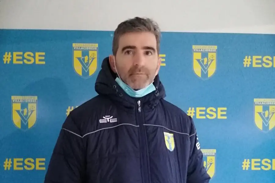 Graziano Mannu, allenatore della Villacidrese (Foto Christian Balloi)