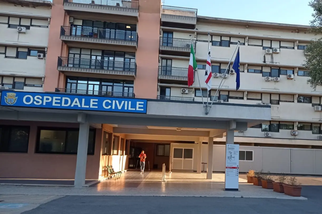 L'ospedale civile di Alghero (foto Fiori)