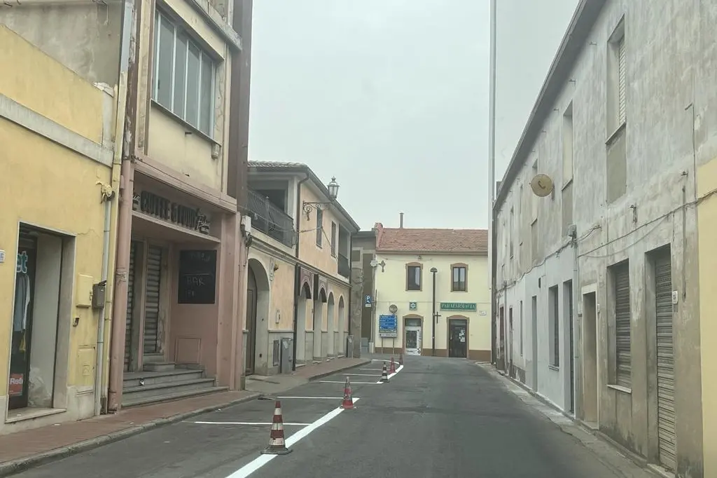 Sicurezza stradale: completata la segnaletica orizzontale a Senorbì (foto Sirigu)