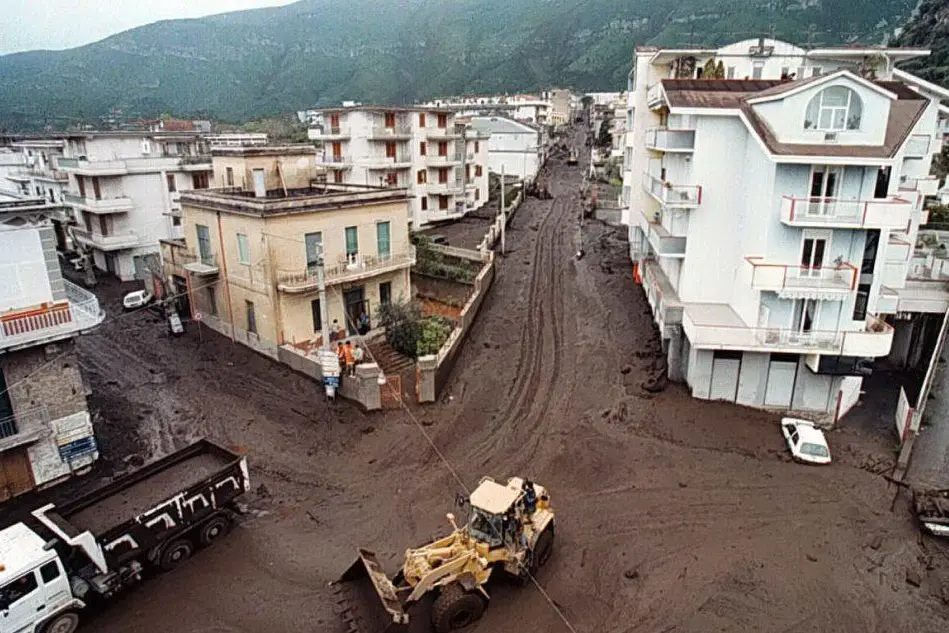 #AccaddeOggi: 5 maggio 1998, frane tra Avellino e Salerno (Ansa)