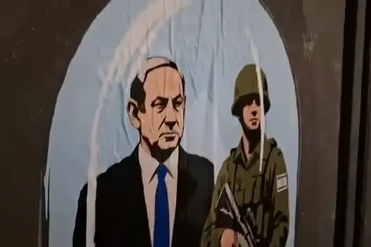 Netanyahu e IDF "Gli intoccabili", l'opera di Laika nel Ghetto a Roma