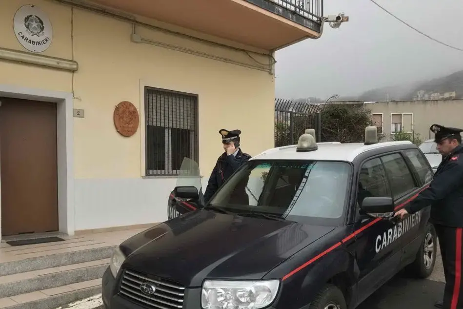 La caserma (foto Carabinieri)