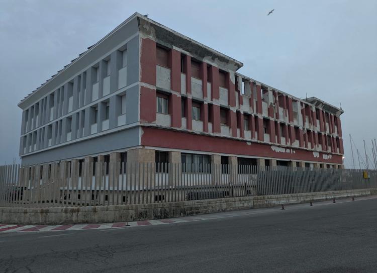 Porto Torres: al via il completamento della ristrutturazione della sede della Capitaneria