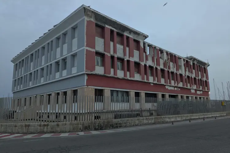 La Capitaneria di Porto Torres (foto concessa)