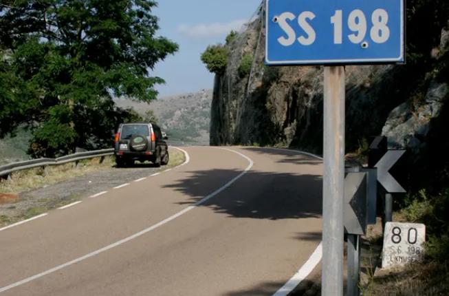 Gairo, riaperta la Statale 198: traffico a senso unico alternato fino a Ferragosto